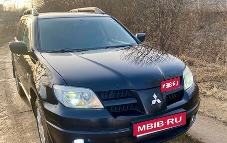 Mitsubishi Outlander III рестайлинг 3, 2007 год, 620 000 рублей, 15 фотография