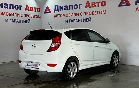 Hyundai Solaris II рестайлинг, 2013 год, 650 000 рублей, 3 фотография