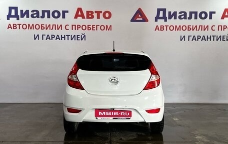 Hyundai Solaris II рестайлинг, 2013 год, 650 000 рублей, 4 фотография