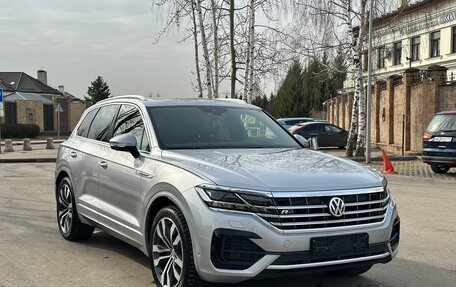 Volkswagen Touareg III, 2019 год, 5 800 000 рублей, 5 фотография