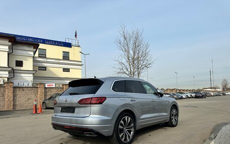 Volkswagen Touareg III, 2019 год, 5 800 000 рублей, 9 фотография