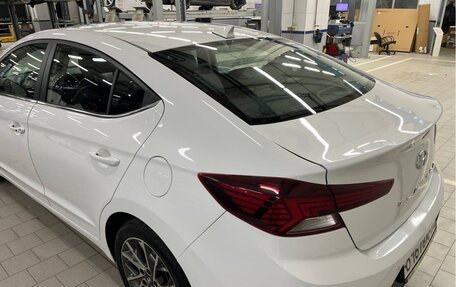 Hyundai Elantra VI рестайлинг, 2018 год, 1 950 000 рублей, 12 фотография