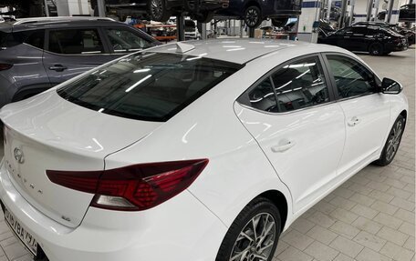 Hyundai Elantra VI рестайлинг, 2018 год, 1 950 000 рублей, 11 фотография