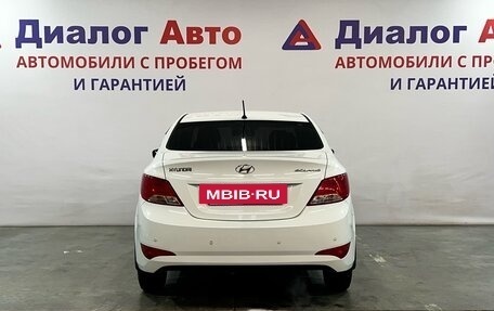 Hyundai Solaris II рестайлинг, 2015 год, 945 000 рублей, 4 фотография