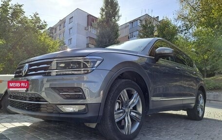 Volkswagen Tiguan II, 2020 год, 3 250 000 рублей, 6 фотография