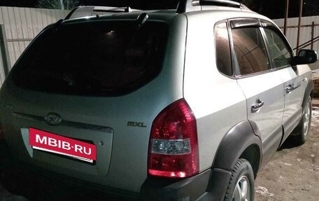 Hyundai Tucson III, 2004 год, 900 000 рублей, 19 фотография
