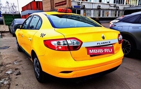 Renault Fluence I, 2014 год, 750 000 рублей, 2 фотография