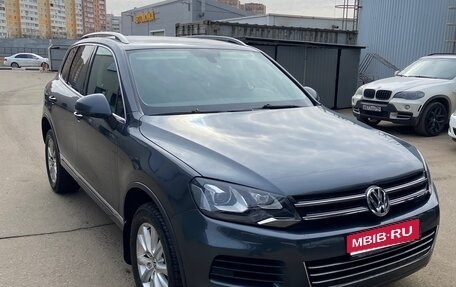 Volkswagen Touareg III, 2011 год, 1 600 000 рублей, 1 фотография