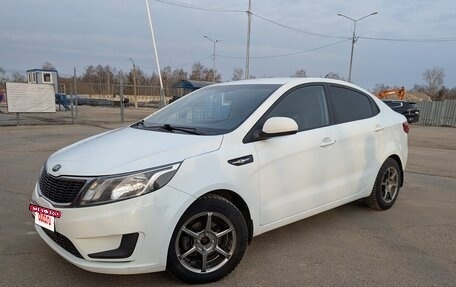 KIA Rio III рестайлинг, 2014 год, 1 000 000 рублей, 24 фотография