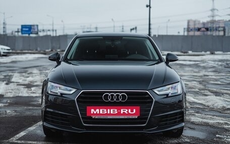 Audi A4, 2017 год, 1 850 000 рублей, 5 фотография