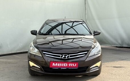 Hyundai Solaris II рестайлинг, 2015 год, 1 100 000 рублей, 3 фотография