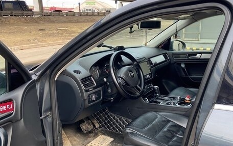 Volkswagen Touareg III, 2011 год, 1 600 000 рублей, 5 фотография