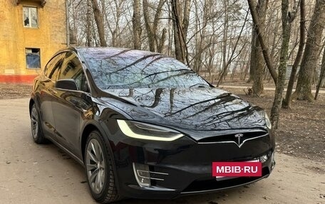 Tesla Model X I, 2017 год, 3 700 000 рублей, 2 фотография