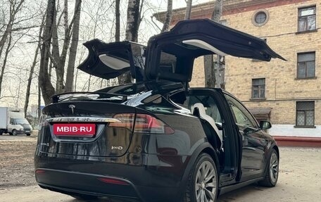 Tesla Model X I, 2017 год, 3 700 000 рублей, 10 фотография