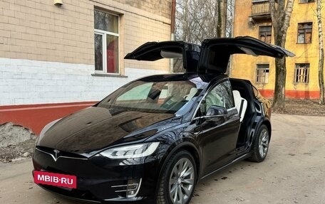 Tesla Model X I, 2017 год, 3 700 000 рублей, 11 фотография