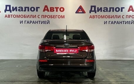 KIA Rio III рестайлинг, 2016 год, 925 000 рублей, 3 фотография