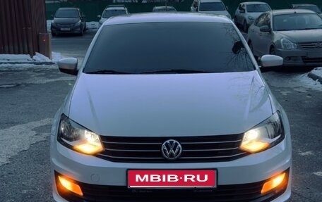 Volkswagen Polo VI (EU Market), 2017 год, 880 000 рублей, 1 фотография