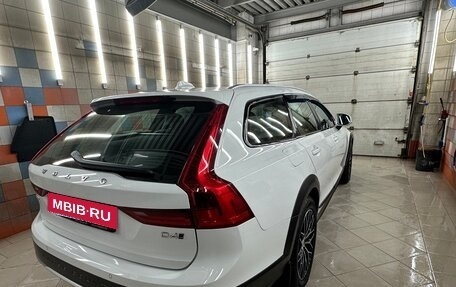 Volvo V90 Cross Country I рестайлинг, 2019 год, 4 400 000 рублей, 8 фотография