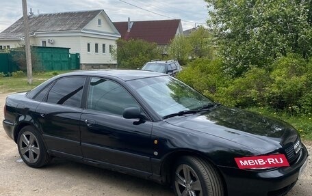 Audi A4, 1997 год, 395 000 рублей, 2 фотография