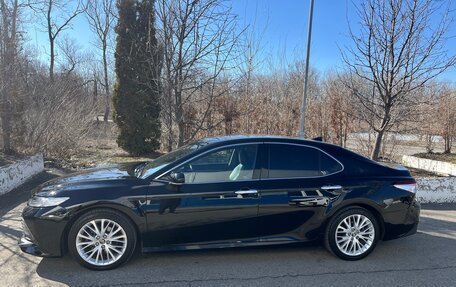 Toyota Camry, 2018 год, 2 975 000 рублей, 3 фотография