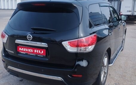 Nissan Pathfinder, 2014 год, 2 050 000 рублей, 4 фотография