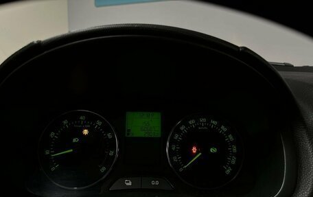 Skoda Fabia II, 2013 год, 892 000 рублей, 10 фотография