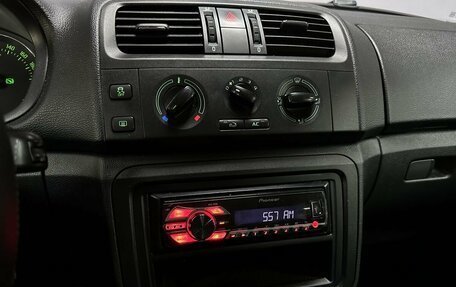 Skoda Fabia II, 2013 год, 892 000 рублей, 11 фотография