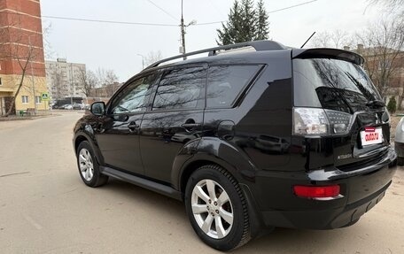 Mitsubishi Outlander III рестайлинг 3, 2012 год, 1 500 000 рублей, 2 фотография