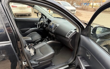 Mitsubishi Outlander III рестайлинг 3, 2012 год, 1 500 000 рублей, 12 фотография