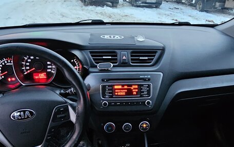 KIA Rio III рестайлинг, 2015 год, 950 000 рублей, 5 фотография