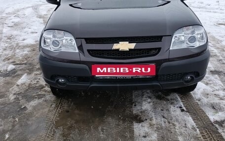 Chevrolet Niva I рестайлинг, 2012 год, 715 000 рублей, 7 фотография