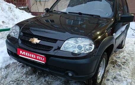 Chevrolet Niva I рестайлинг, 2012 год, 715 000 рублей, 11 фотография