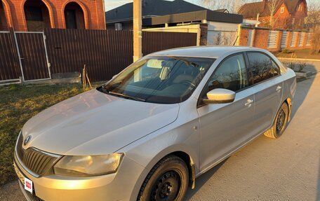 Skoda Rapid I, 2015 год, 950 000 рублей, 3 фотография