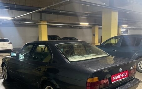 BMW 5 серия, 1988 год, 215 000 рублей, 3 фотография