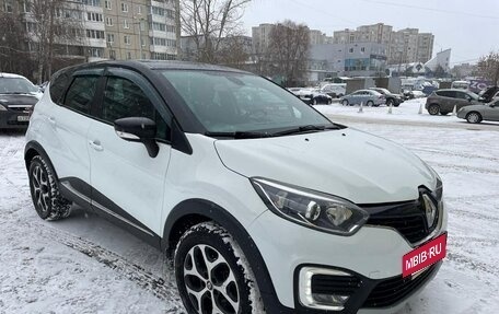 Renault Kaptur I рестайлинг, 2017 год, 1 700 000 рублей, 4 фотография