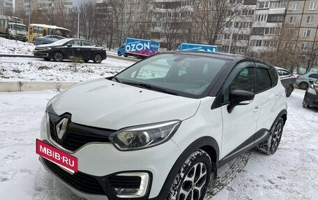 Renault Kaptur I рестайлинг, 2017 год, 1 700 000 рублей, 5 фотография