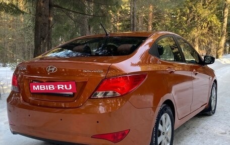 Hyundai Solaris II рестайлинг, 2015 год, 1 035 000 рублей, 29 фотография