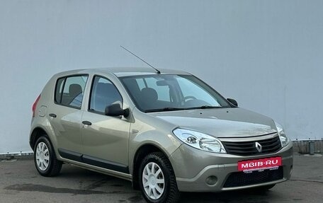 Renault Sandero I, 2013 год, 595 000 рублей, 3 фотография