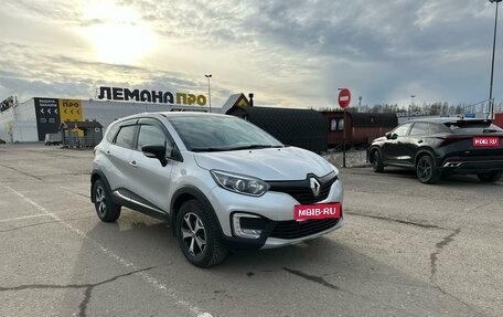 Renault Kaptur I рестайлинг, 2017 год, 1 020 000 рублей, 1 фотография