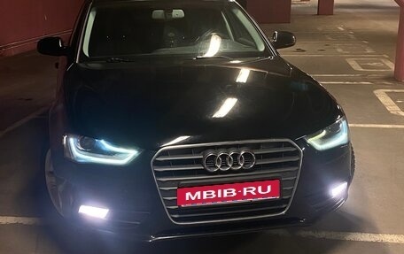 Audi A4, 2012 год, 1 300 000 рублей, 2 фотография