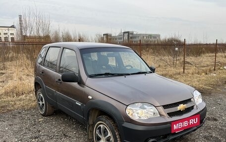 Chevrolet Niva I рестайлинг, 2014 год, 699 000 рублей, 2 фотография