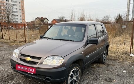 Chevrolet Niva I рестайлинг, 2014 год, 699 000 рублей, 3 фотография