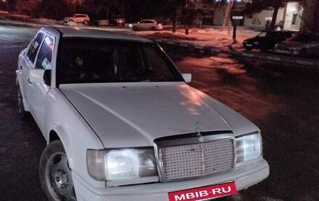 Mercedes-Benz W124, 1991 год, 385 000 рублей, 3 фотография