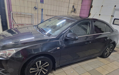 Chevrolet Cruze II, 2010 год, 710 000 рублей, 9 фотография