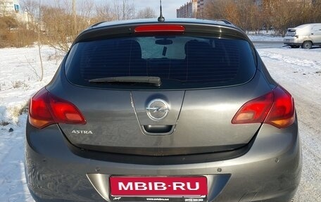 Opel Astra J, 2011 год, 650 000 рублей, 9 фотография