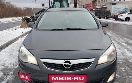 Opel Astra J, 2011 год, 650 000 рублей, 23 фотография