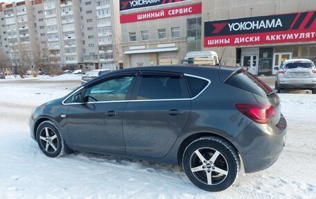 Opel Astra J, 2011 год, 650 000 рублей, 33 фотография