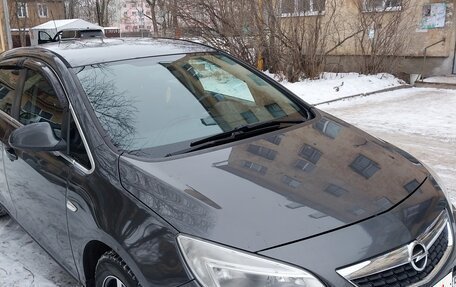 Opel Astra J, 2011 год, 650 000 рублей, 34 фотография