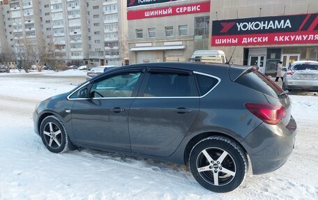 Opel Astra J, 2011 год, 650 000 рублей, 39 фотография