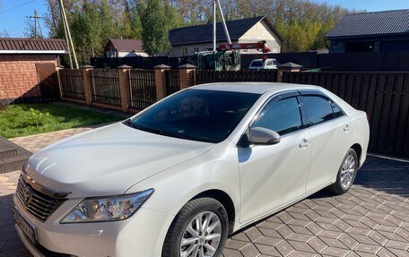 Toyota Camry, 2014 год, 2 000 000 рублей, 3 фотография